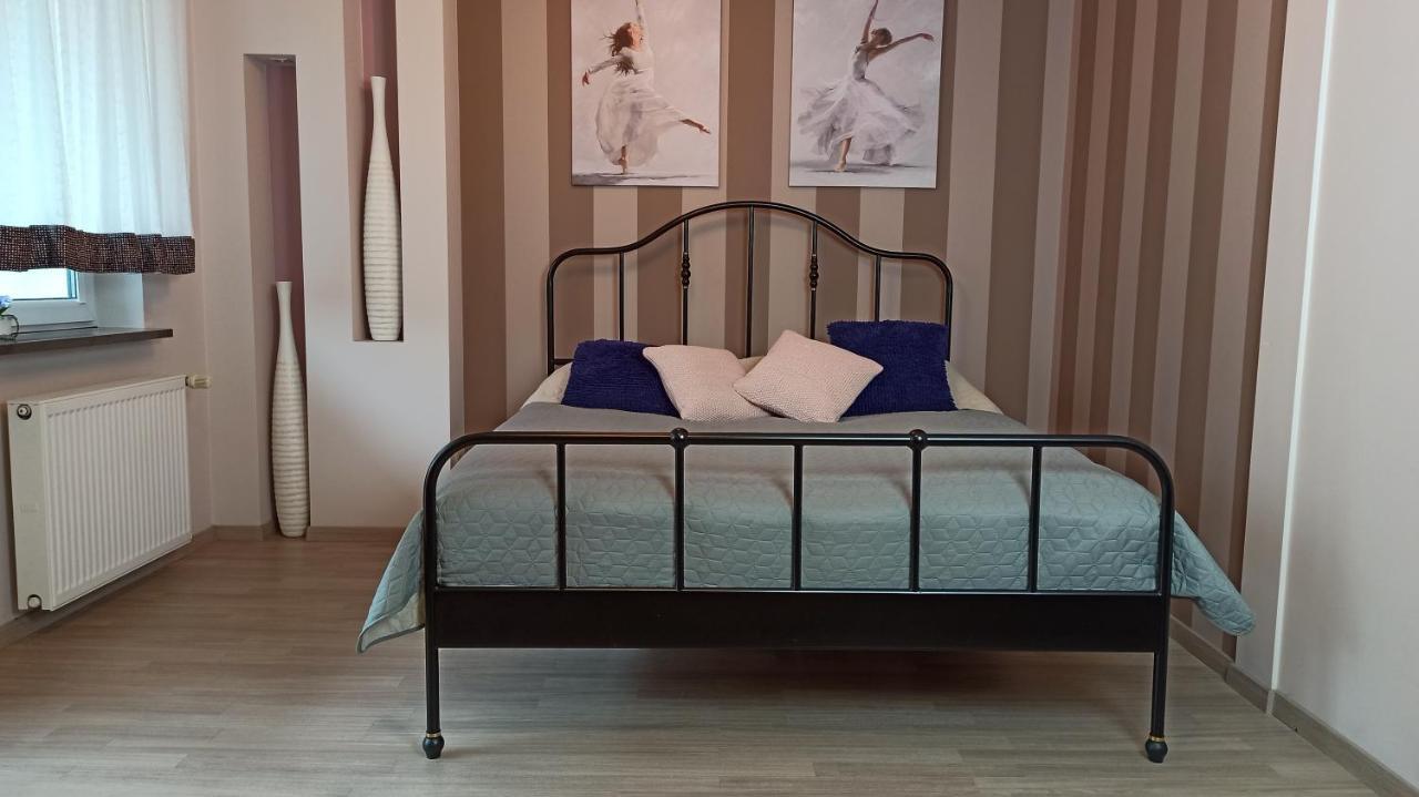 Laroom Apartament Danzica Esterno foto